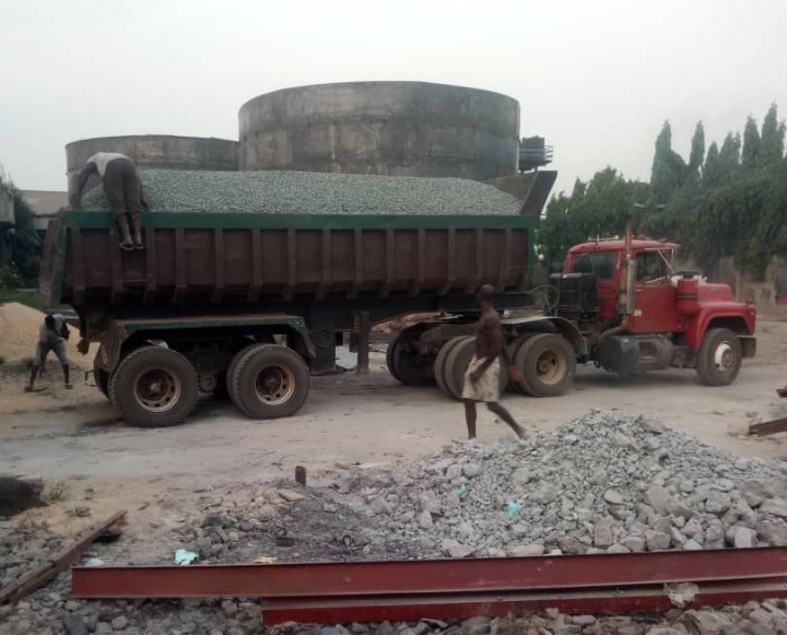 30 tons of half inch granite